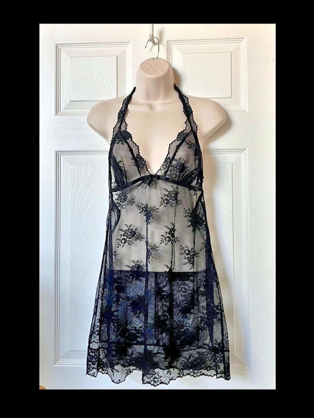 Victoria's Secret Black Floral Lace Chemise Size Large